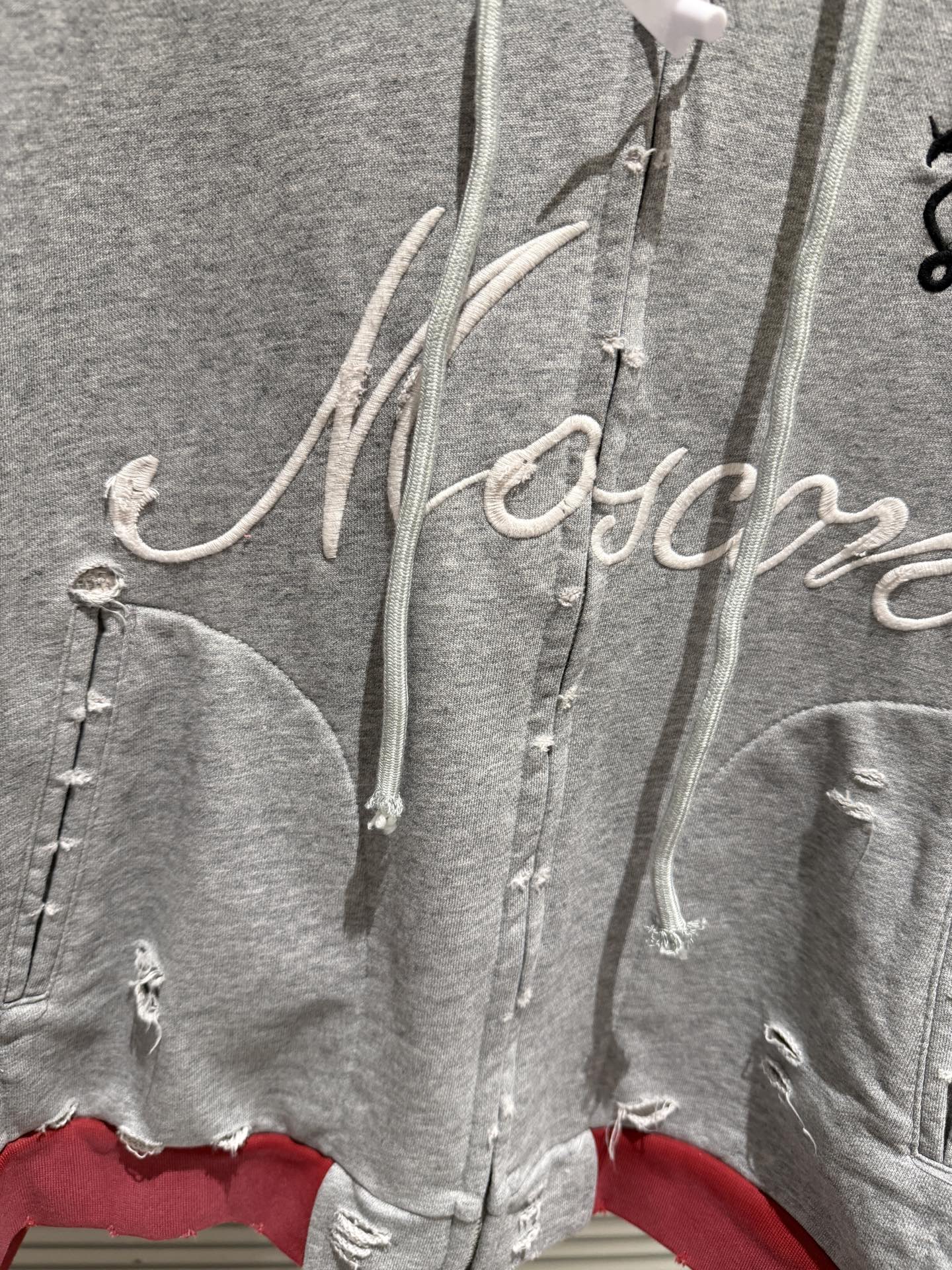 Heavyweight Oversized Hoodie – Essential Streetwear Fit