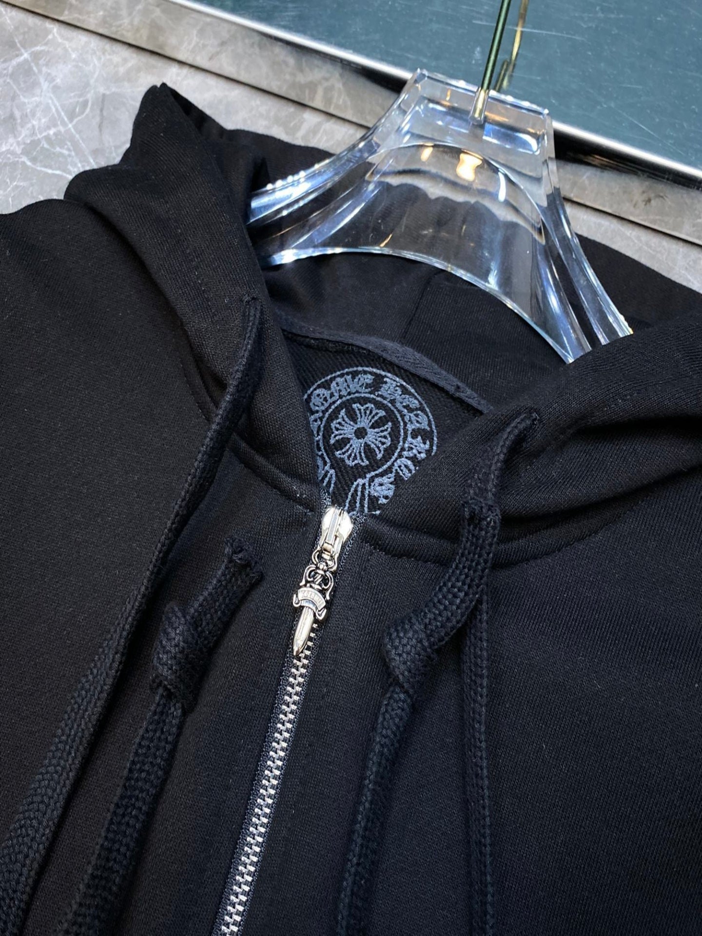 Cross Graphic Zip up Hoodie – Relaxed Fit Layer