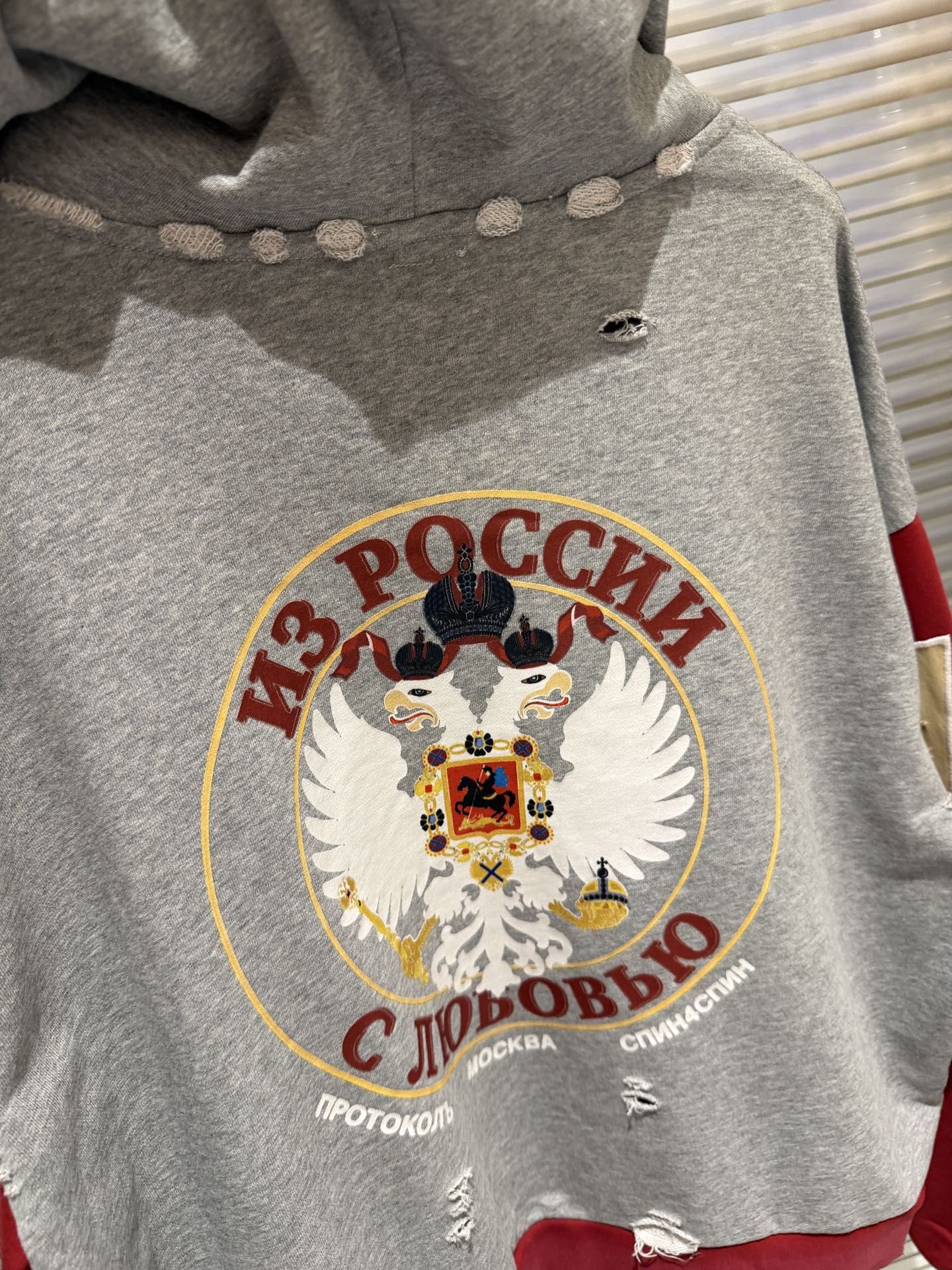 Heavyweight Oversized Hoodie – Essential Streetwear Fit